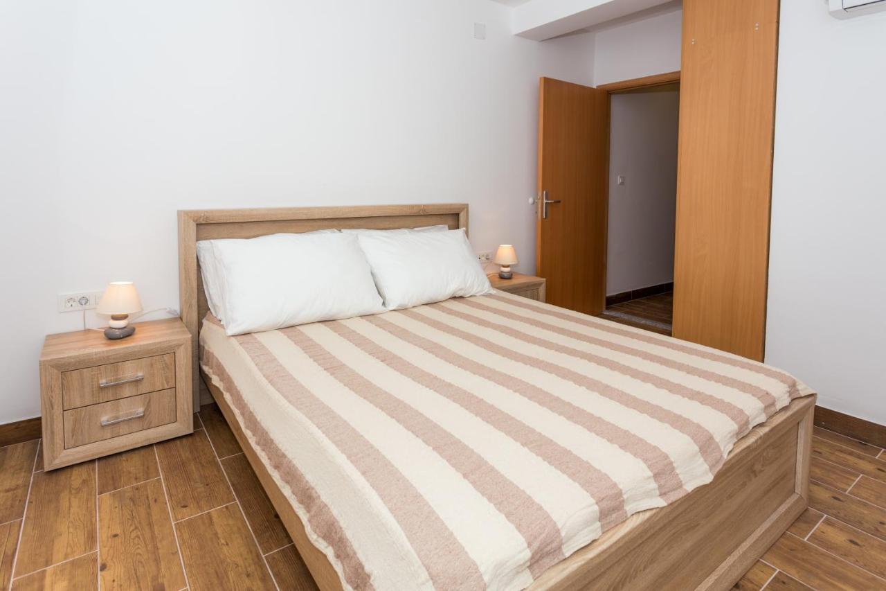 Holiday Home كومارنا المظهر الخارجي الصورة