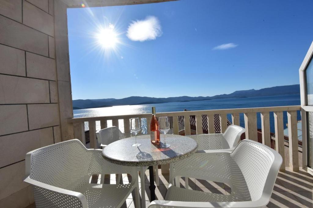 Holiday Home كومارنا المظهر الخارجي الصورة